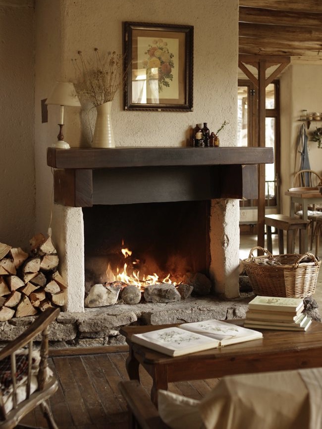 50 Ways to Elevate Your Cozy Hygge Home