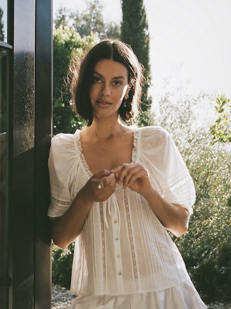 15 Brands Like With Jéan for Chic Cottage Core Clothing